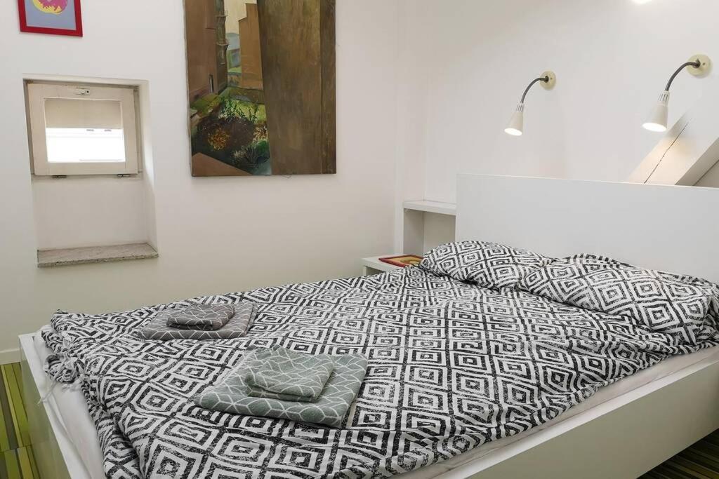 Cupcake 2 Bedroom Loft Apt In Best Location! Kraków Zewnętrze zdjęcie