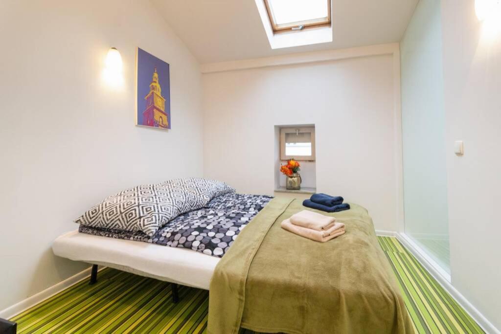 Cupcake 2 Bedroom Loft Apt In Best Location! Kraków Zewnętrze zdjęcie